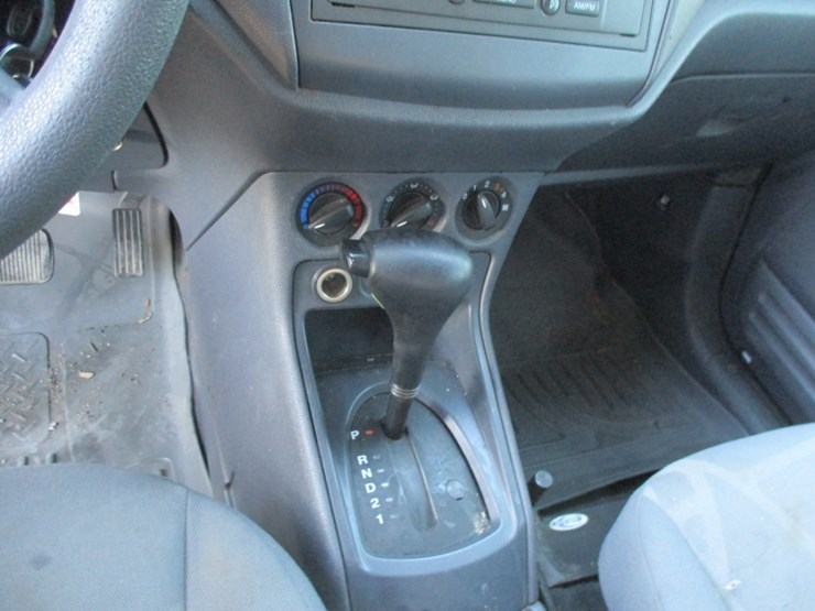 2010-ford-transit-connect-image-7