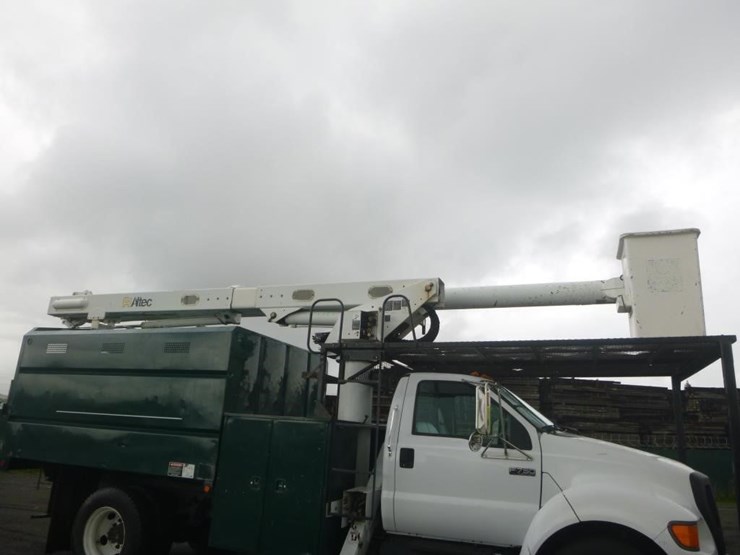 2004-ford-f750-image-6