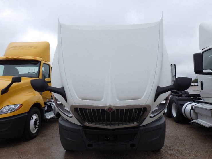 2019-international-lt-image-23