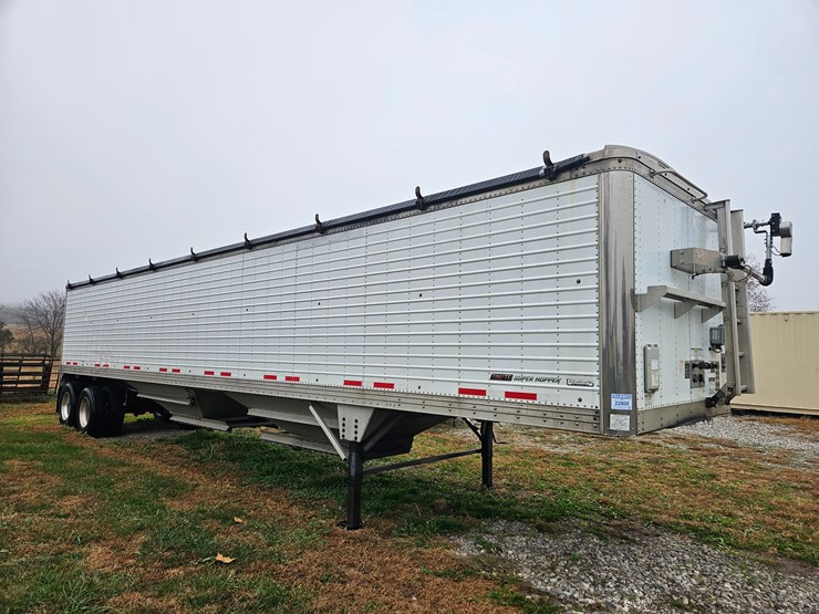 2017-timpte-hopper-bottom-image-17