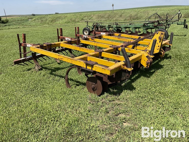 landoll-soil-master-disk-ripper-image-3