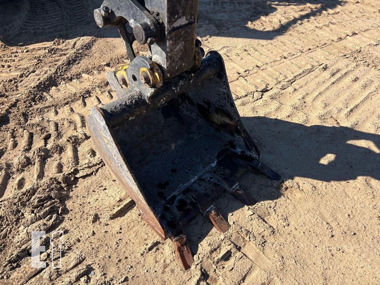 2015-deere-35g-image-19