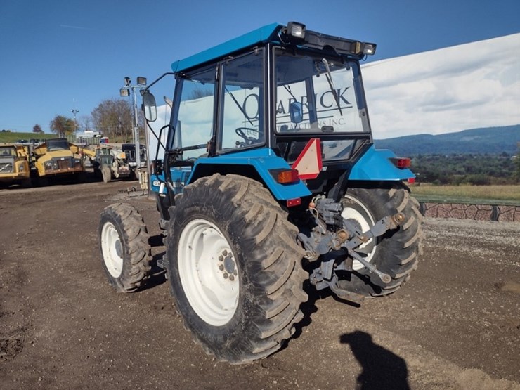 new-holland-4630-image-30