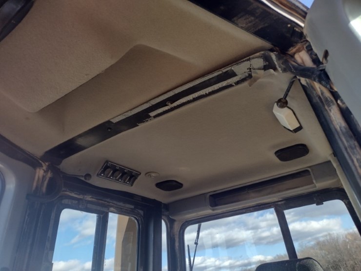 caterpillar-d6r-xl-image-16