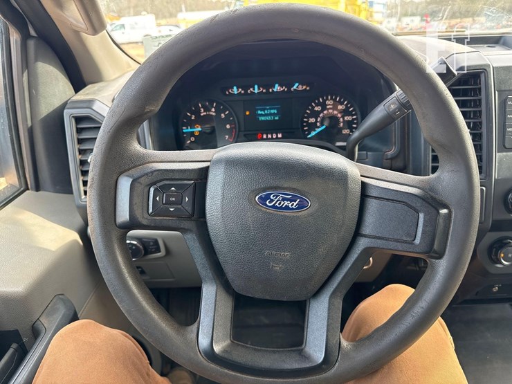 ford-f150-xl-image-12