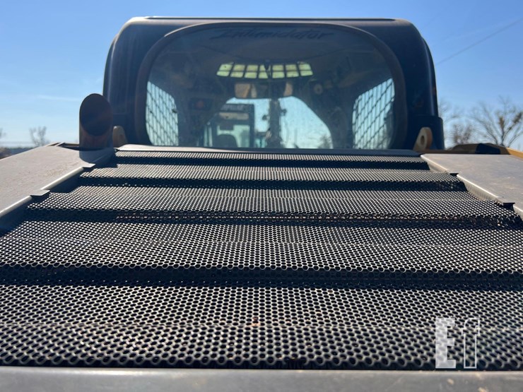 2017-caterpillar-259d-image-22