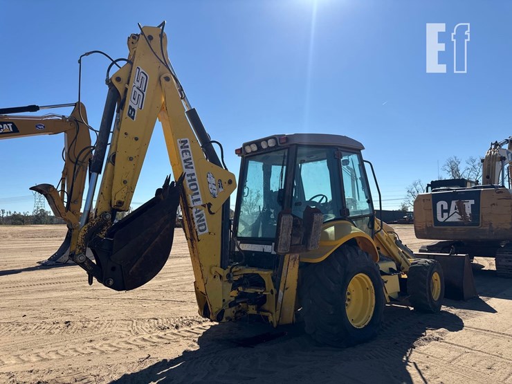 new-holland-b95-image-5