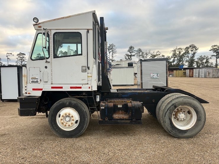 2004-capacity-tj7000-image-6