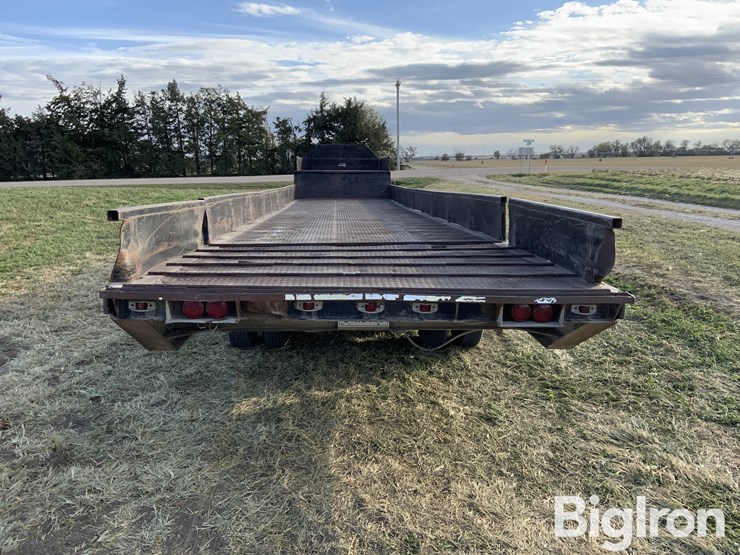 1984-schubert-t/a-lowboy-trailer-image-6