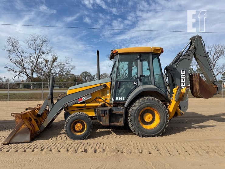 2010-deere-310j-image-1