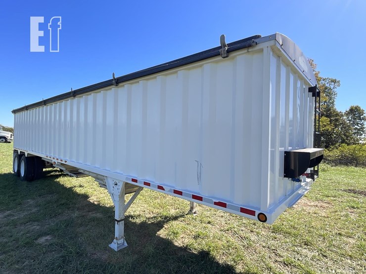 2015-const-trlr-spec-38-ft-image-9