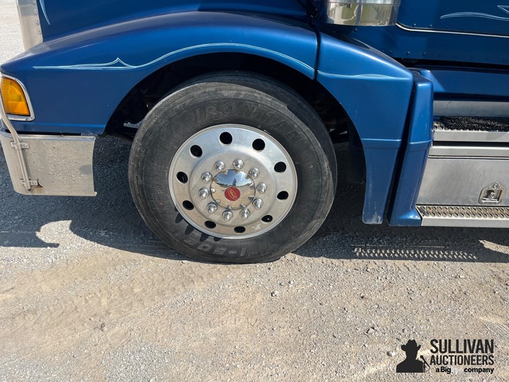 1994-peterbilt-377-image-14