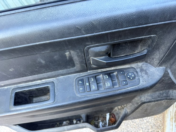 dodge-ram-1500-image-16