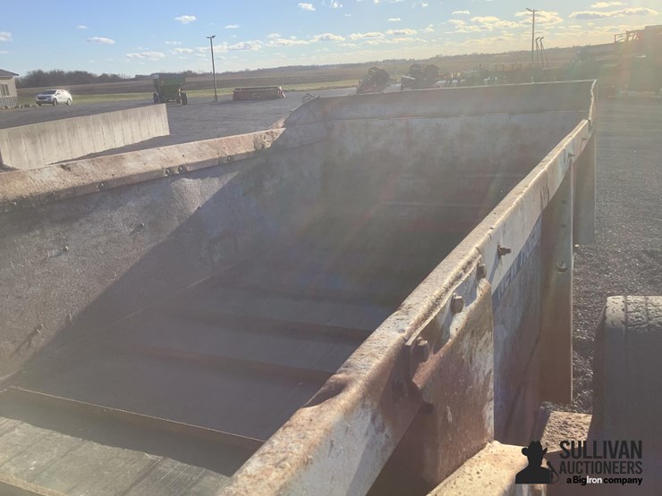 new-holland-195-image-18