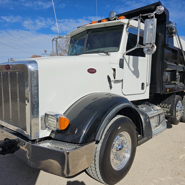 2009 PETERBILT 365