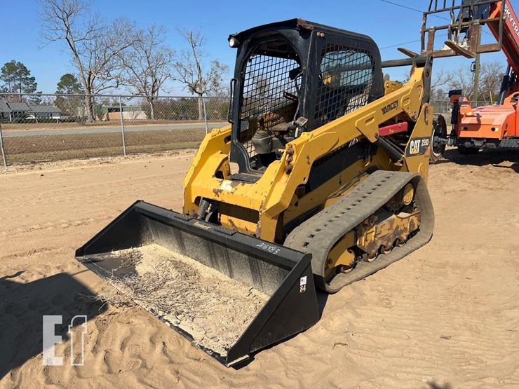 2017-caterpillar-259d-image-8