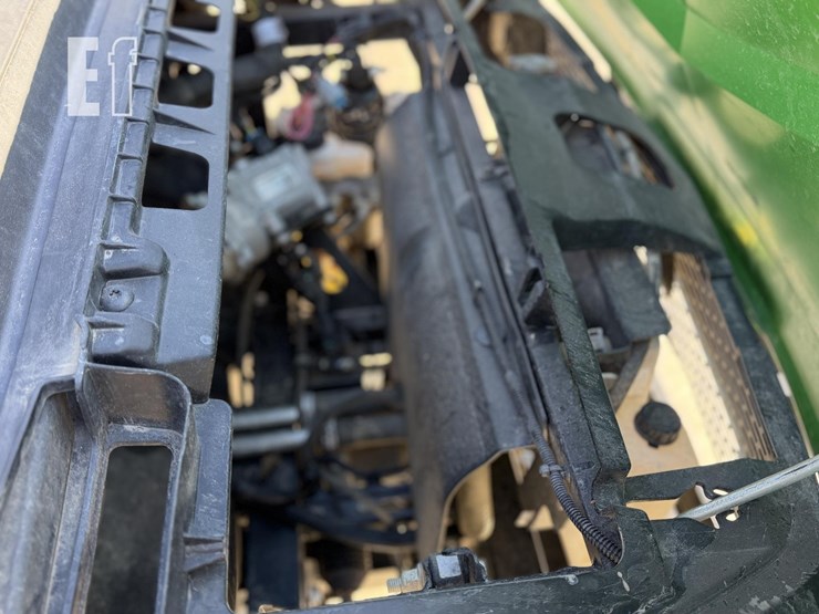 john-deere-gator-xuv-835m-image-21