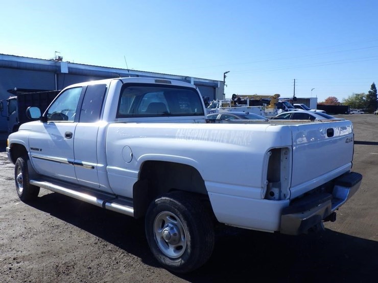 2001-dodge-ram-2500-image-4