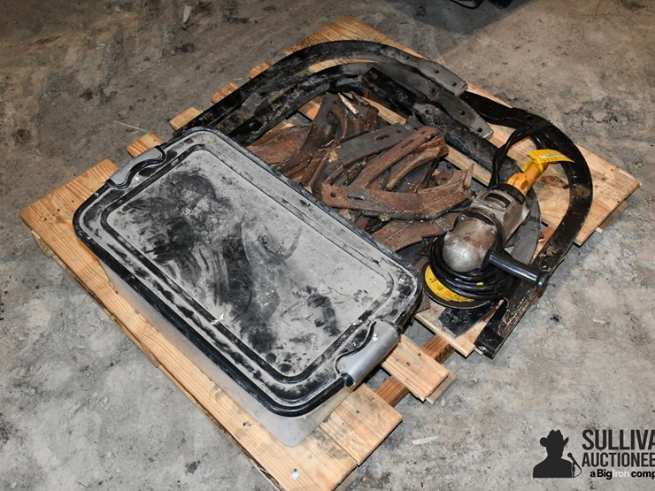 pallet-of-farm-support-image-1