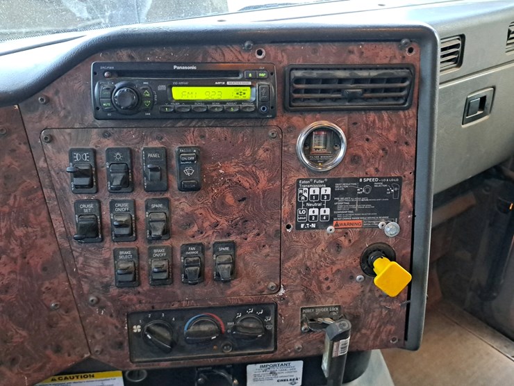 international-2001-image-16