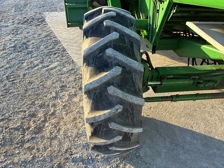 john-deere-7720-titan-ii-image-38