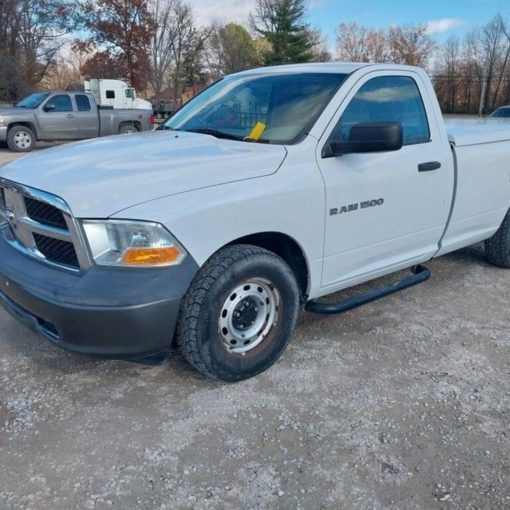 2011 DODGE 1500