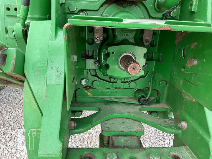john-deere-8310rt-image-22