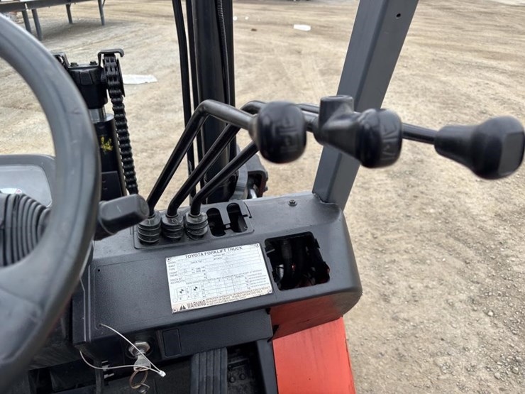 2006-toyota-7fgu20-image-24