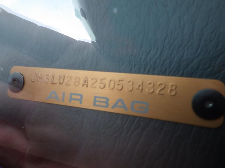 2005-mazda-mpv-image-14