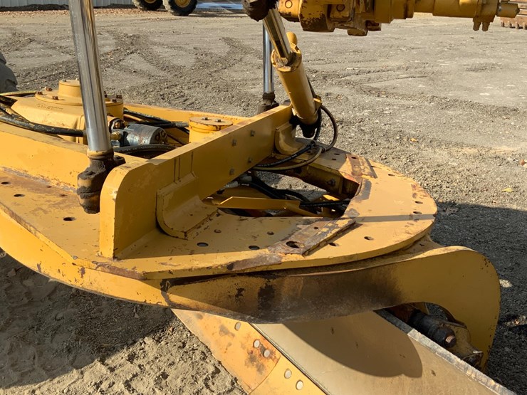 caterpillar-140h-vhp-image-18