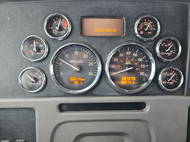 peterbilt-367-image-173