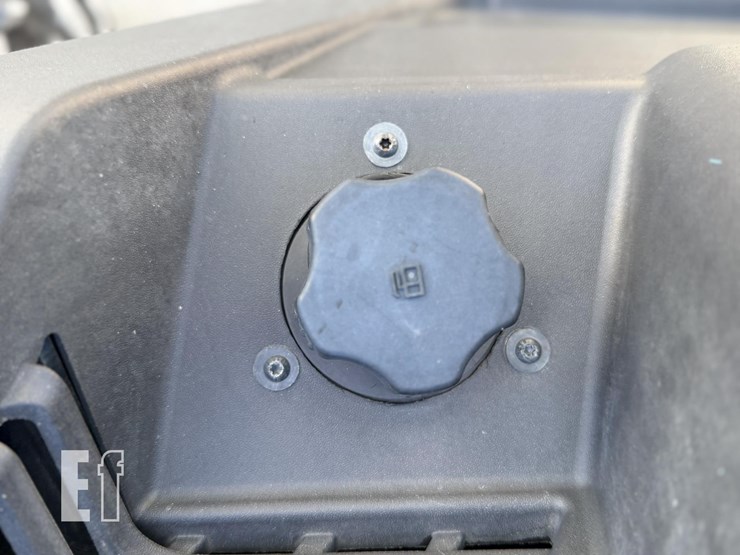 john-deere-gator-xuv-835m-image-28