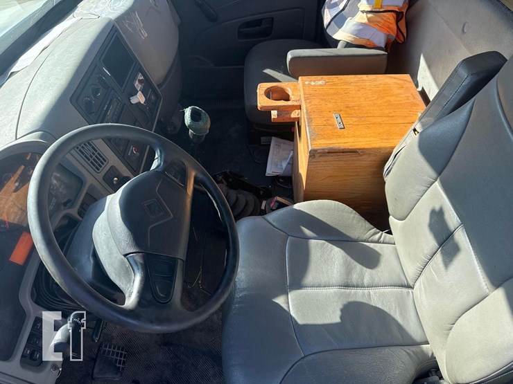 international-durastar-4300-image-15