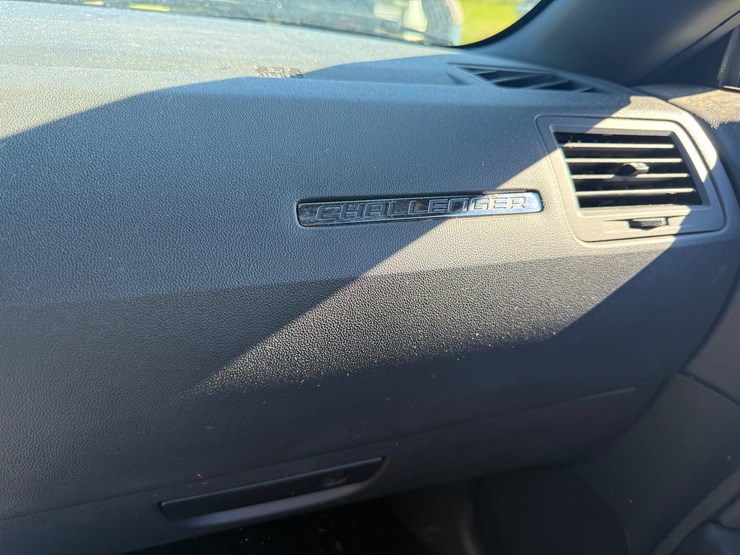 #1735-•-2013-dodge-challenger-(wi-title-in-delay)-(black-river-falls,-wi)-image-14