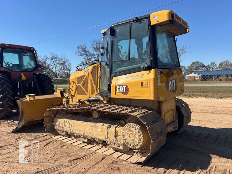 2022-caterpillar-d3-lgp-image-4