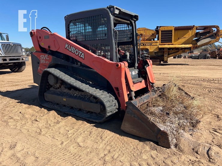 2019-kubota-svl95-2s-image-6