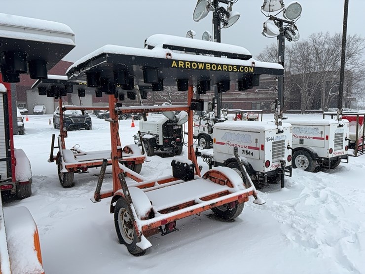 wanco-wtsp-arrowboard-arrow/message-board-vn:5f11s1017c1001771-image-5