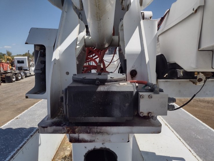 international-durastar-4300-image-40