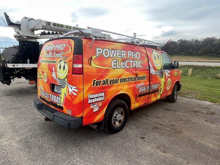 #1403-•-2005-chevy-cargo-van-(wi-title-in-delay)-image-4