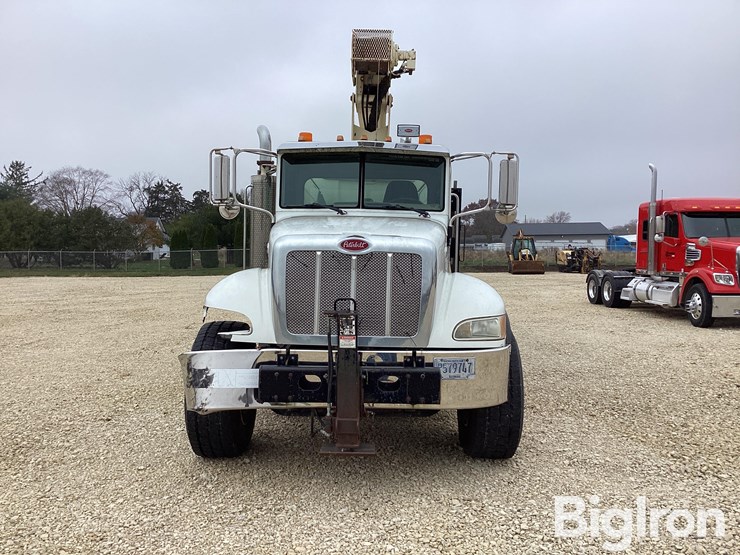 peterbilt-335-image-9