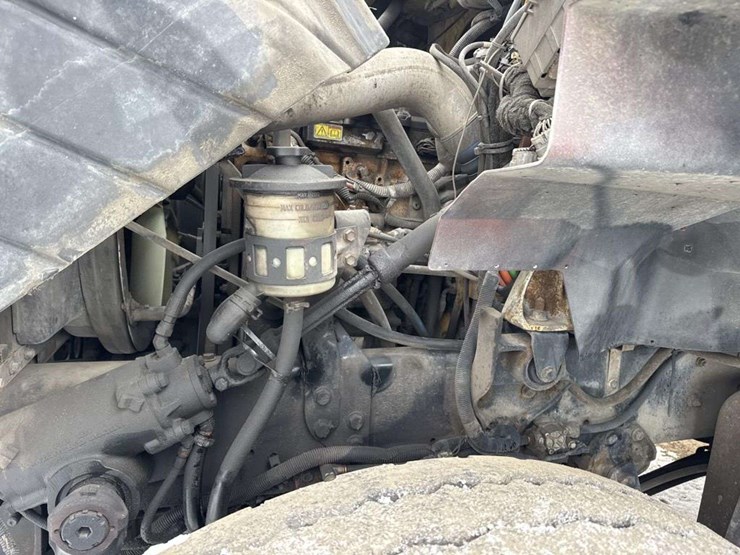 2007-international-7600-image-22