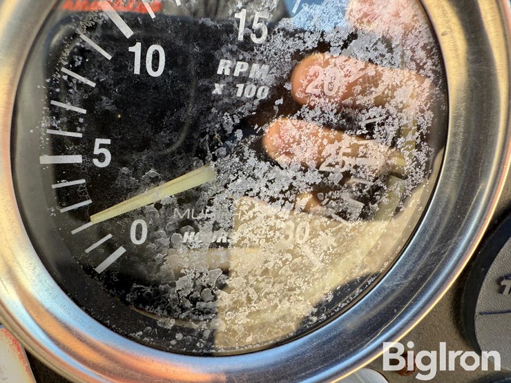 marathon-magna-200kw-skid-mounted-diesel-generator-image-13