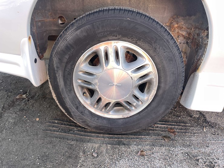 chevrolet-venture-image-12