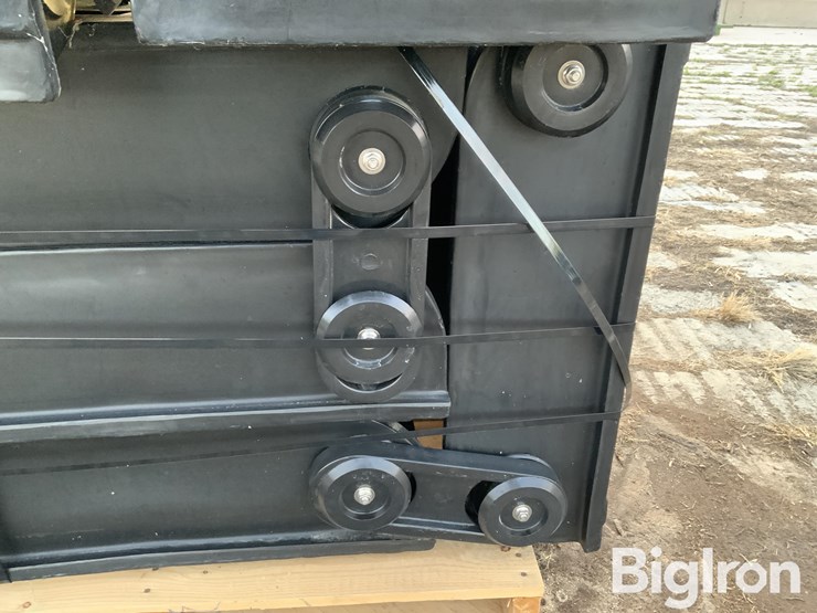 raaft-pivot-tire-tracks-image-15