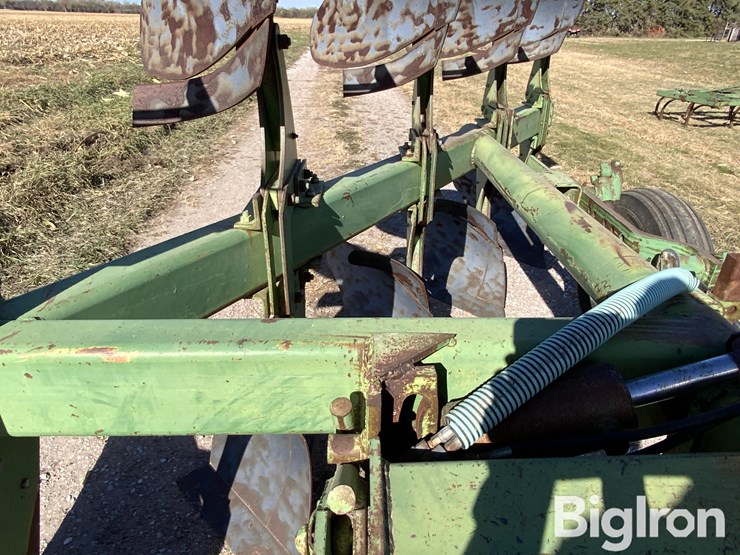 john-deere-4600-image-16