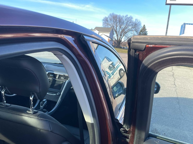 #1388-•-2015-ford-fusion-(has-wi-title)-(of)-image-59