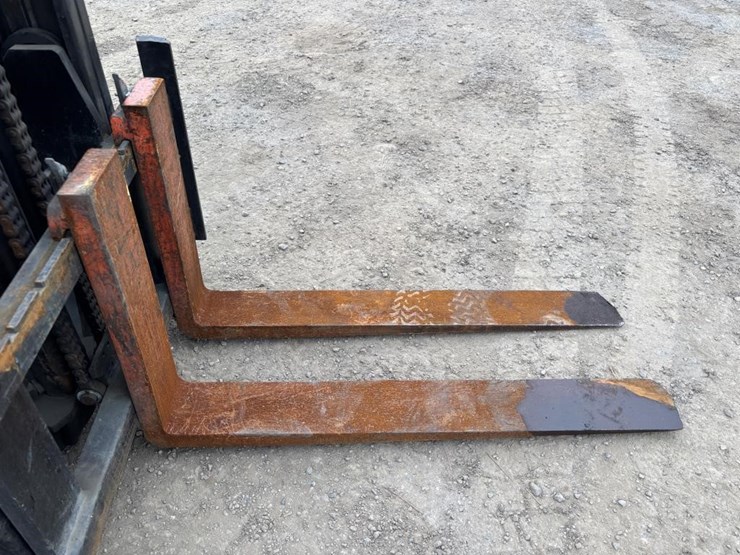 2007-toyota-8fgcu20-image-10