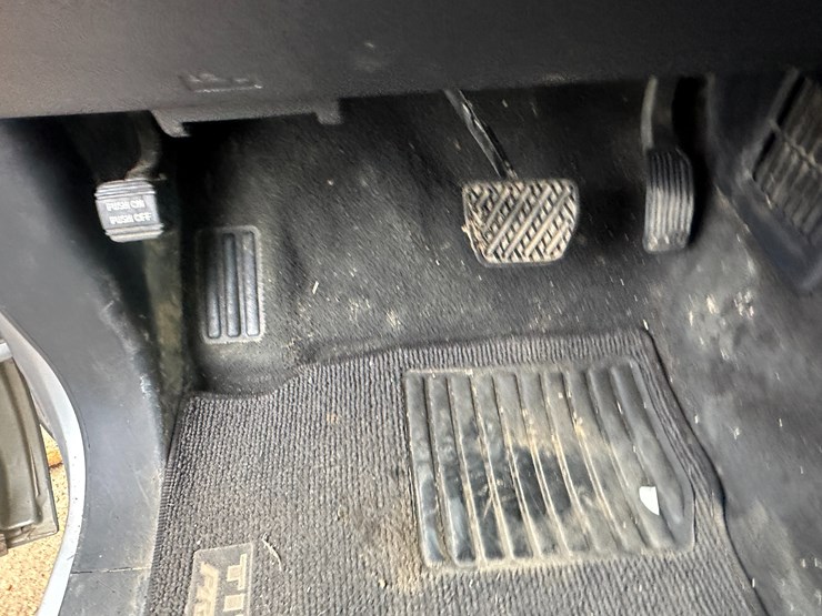 2019-nissan-titan-image-50