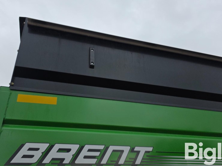 unverferth-brent-gt-644-gravity-wagon-image-13