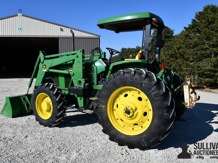 john-deere-7400-image-7